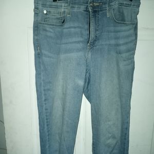 Size 4 Levi Jeans